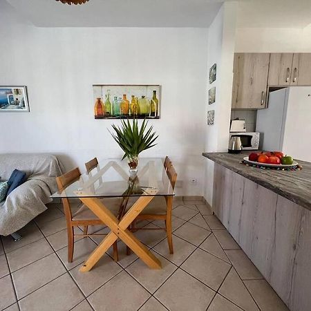 The Best Prime Location Lovely 1 Bedroom Apartment Paphos Ngoại thất bức ảnh